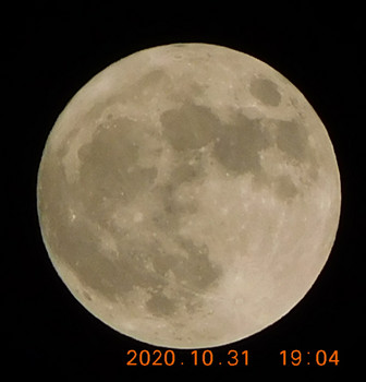 Moon15.jpg